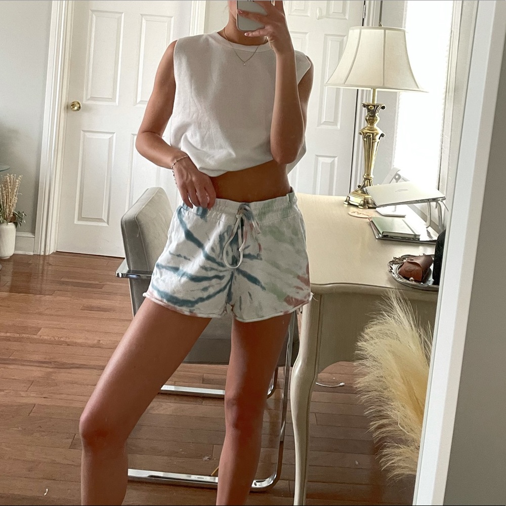 Z Supply Tie Dye drawstring Shorts
